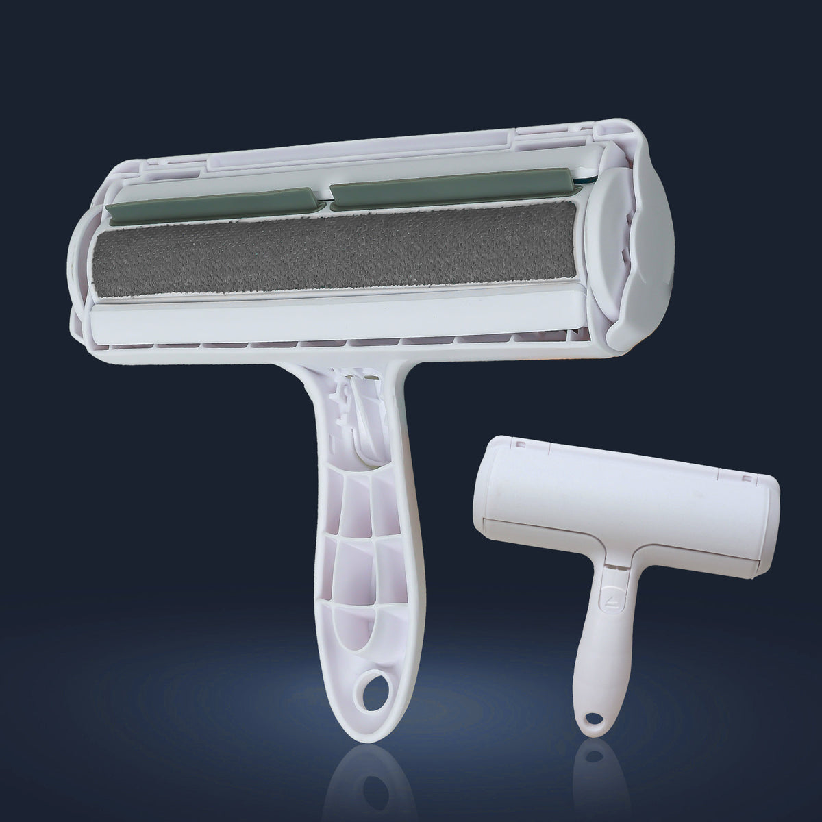 Self-Cleaning Deshedding Brush